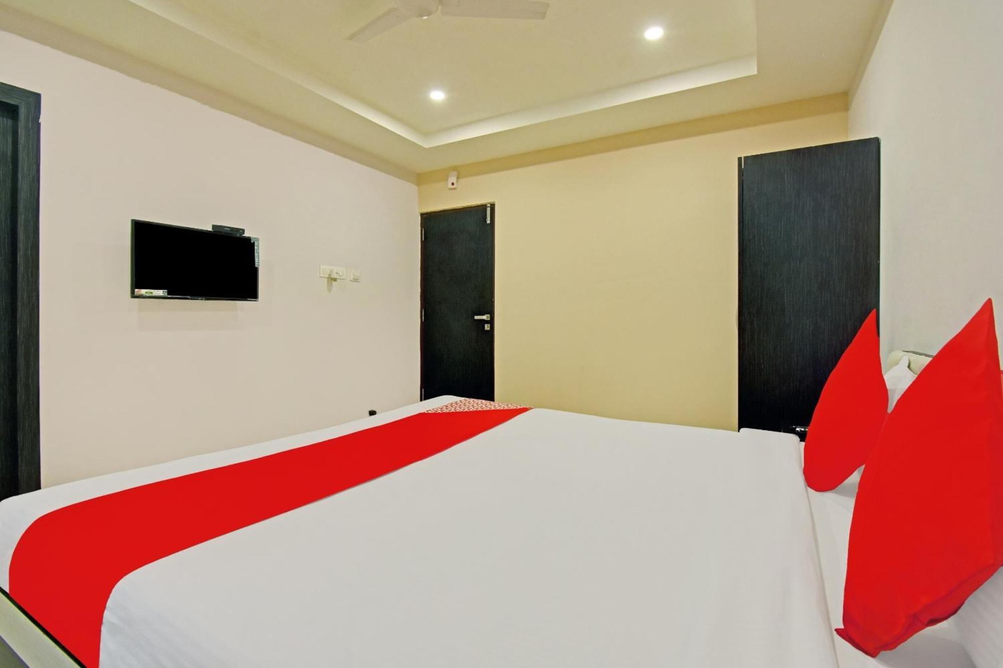 Hotel O Newtown Galaxy Panchuria Экстерьер фото